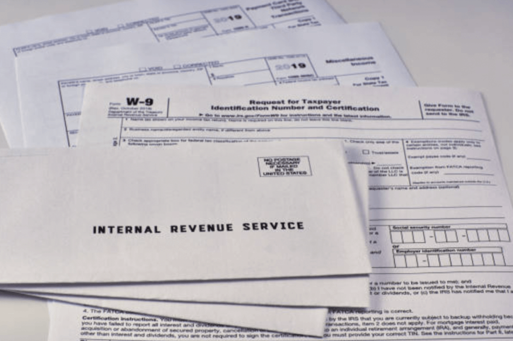 IRS form 1099 due dates for 2022 in detail